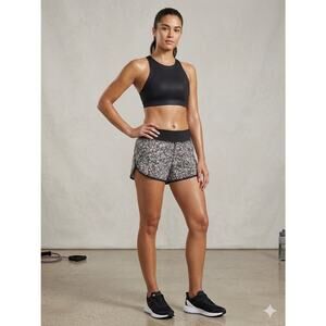 Lululemon Tracker Shorts Black White Speckle Abstract sz 10 activewear athletic